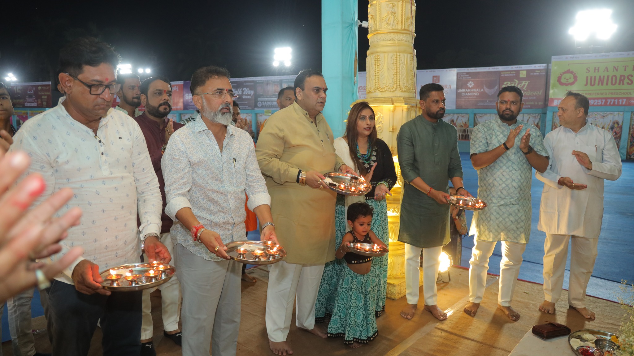 તા.૦૭-૧૦-૨૦૨૪ ના રોજ બારડોલીના લોટસ ગ્રુપ ખાતે નવરાત્રી ઉત્સવ ૨૦૨૪ નો ૫ મો દિવસ ઉજવાયો.